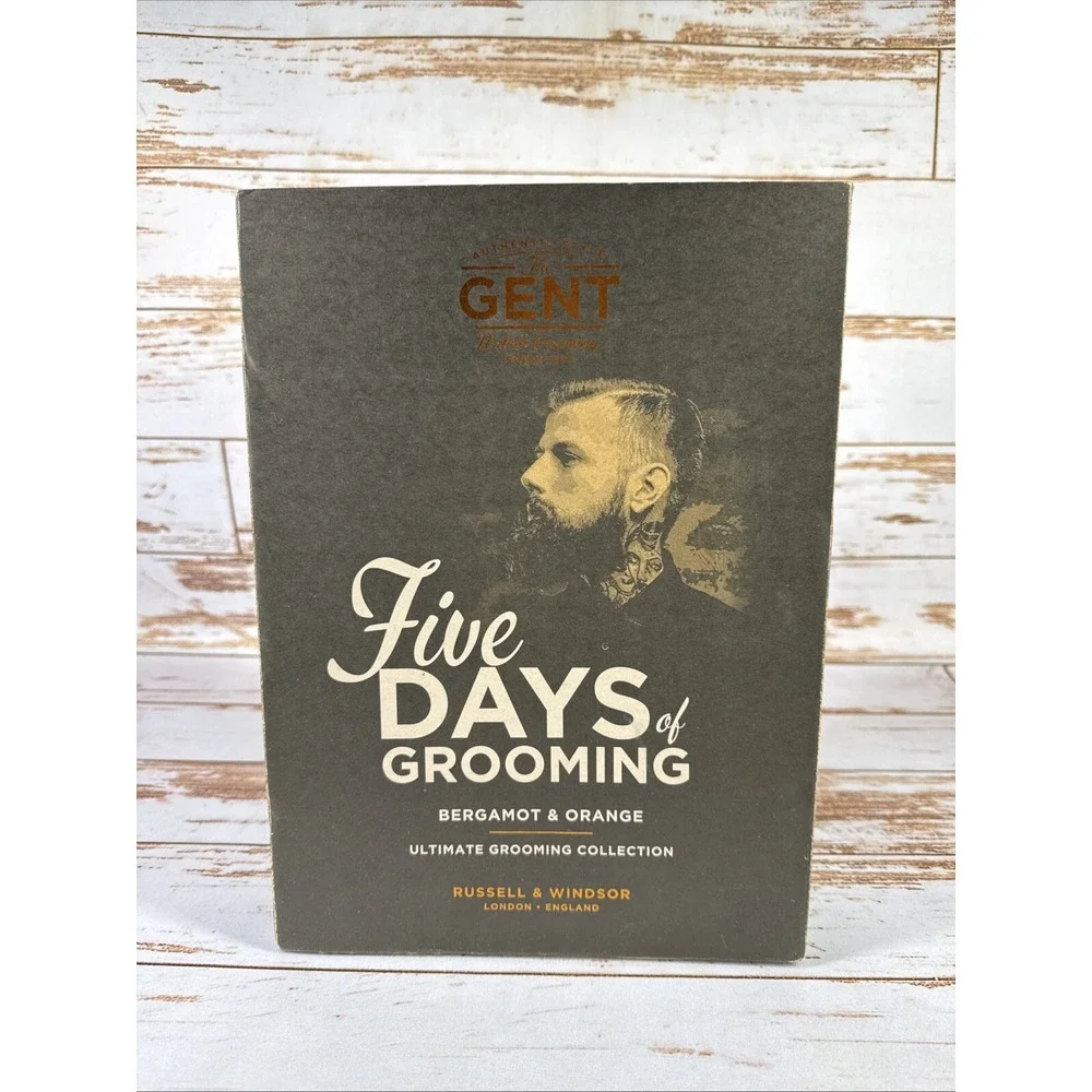 The Gent Grooming Kit New in Gift Box - Missing Comb